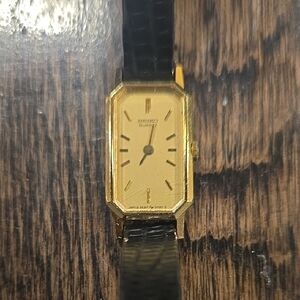 Vintage Seiko Gold-Tone Watch with Black Leather Strap